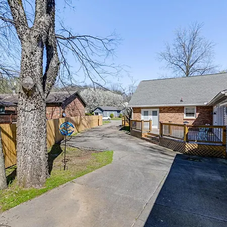 Pet-friendly Getaway 15 Mi To Downtown Holiday home *