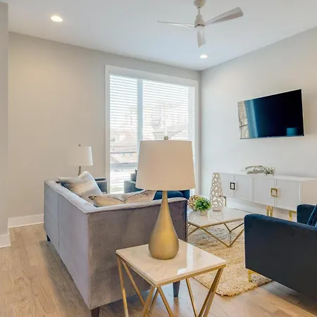 Holiday home Midtown Luxe - 2 Premium Town Homes - Rooftop Hot Tub