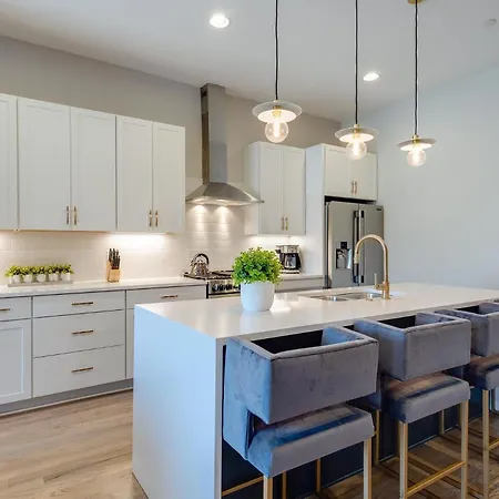 Midtown Luxe - 2 Premium Town Homes - Rooftop Hot Tub * Nashville