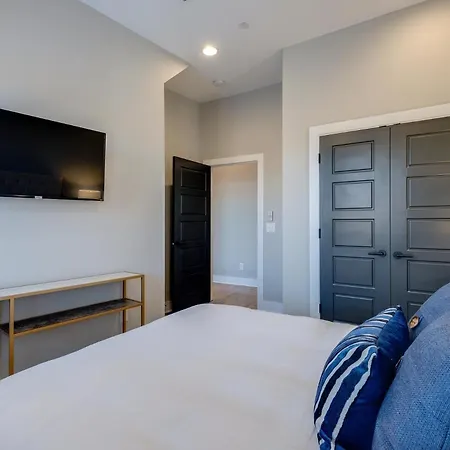 Midtown Luxe - 2 Premium Town Homes - Rooftop Hot Tub * Nashville