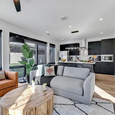 Southern Athens - Odyssey - Heart Of Midtown Holiday home