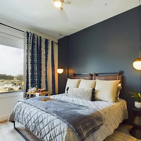 Fox Hollow - 2 New Homes - Downtown Views Holiday home