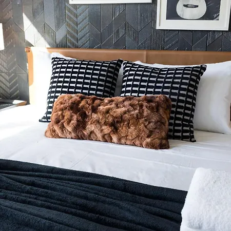 Tessera - 4 Side-by-side - Odyssey Holiday home Nashville