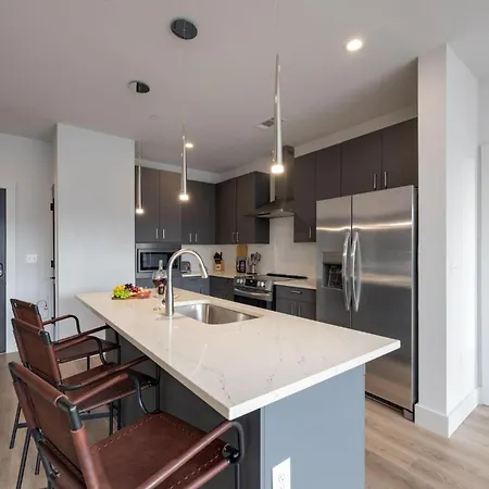 Panoramic Penthouse - Mins To Broadway - Full Gym * Nashville