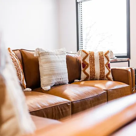 3 Designer Gulch Homes - Rooftop Hot Tub - Sleeps 36