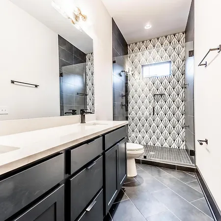 2 Stylish Gulch Town Homes - Rooftop Hot Tub - Sleeps 24