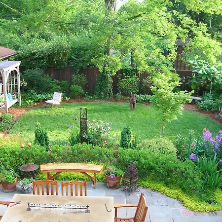 Luxe Comfort In An Artistic & Historic * Nashville