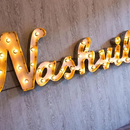 Holiday home The Music City Hideaway - Odyssey - Heart Of Midtown *