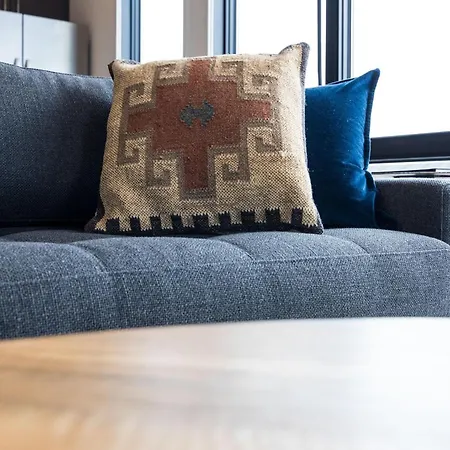 Harmony Hideout - Odyssey - Heart Of Midtown