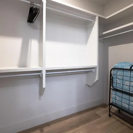 Holiday home Colossus-odyssey-2 Min Walk Vanderbilt