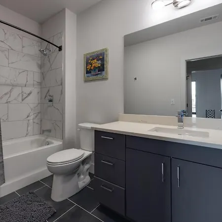 Colossus-odyssey-2 Min Walk Vanderbilt Holiday home