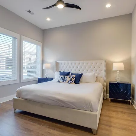 Triple Fret - 3 Townhomes - Rooftop Hot Tub Holiday home