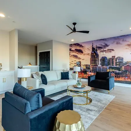 Triple Fret - 3 Townhomes - Rooftop Hot Tub Holiday home Nashville