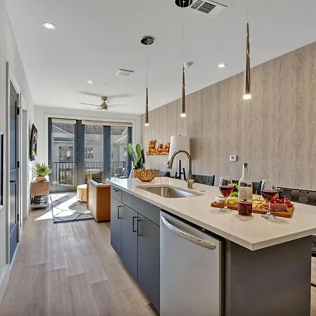 Athens Park - Odyssey - Heart Of Midtown