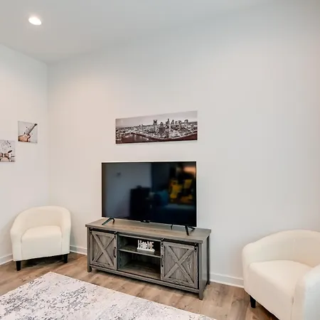 Apartment Condo, 3 Mi To Downtown Entertainment