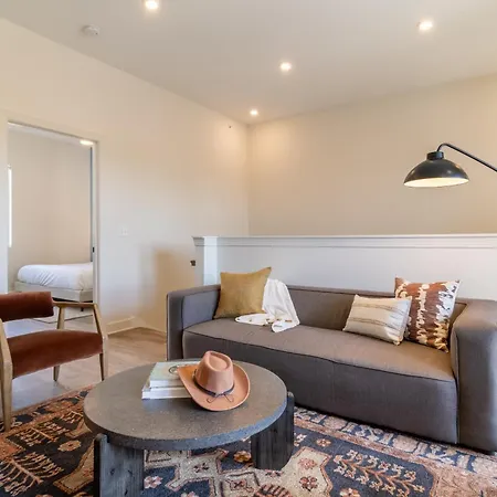 Apartment Conway C204 By Avantstay Balcony W City Views 5mins To Broadway
