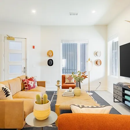 Outrider Buyout- 3 Units By Avantstay Sleeps 30