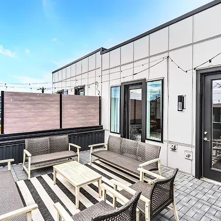 Holiday home Huge Roof Deck With City Views 9 Beds
