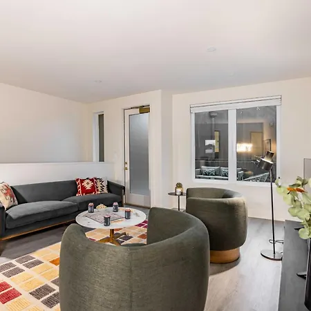 Apartment Outrider 112 By Avantstay 5 Minutes To Broadway *