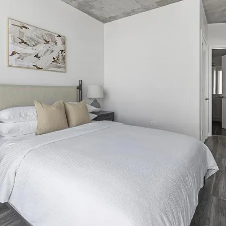 Landing Modern With Amazing Amenities Nashville