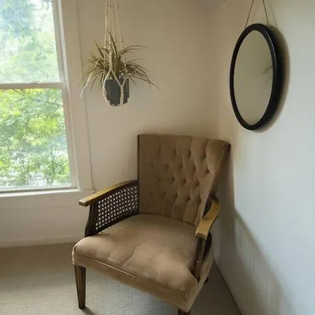 Lovely East - Cute And Cozy!