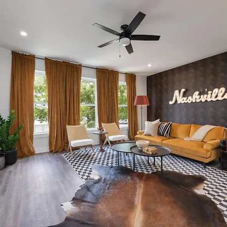 Holiday home - 5621 Lenox Ave Unit 1-5 - Combo Nashville