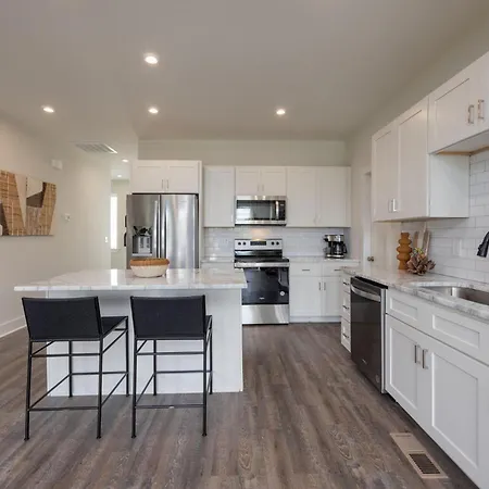 - 5621 Lenox Ave Unit 1-5 - Combo Holiday home *