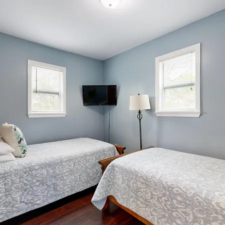 Charming Bungalow * Nashville