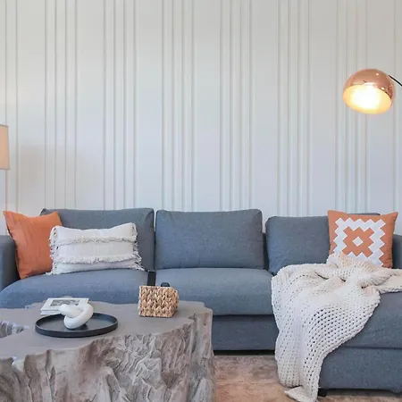Luxury 3-story East Nash Sfh Holiday home