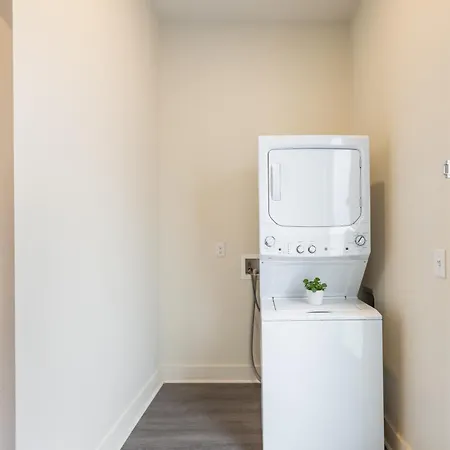 Outrider Modern Music City Penthouse Sleeps 24 Nashville