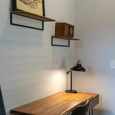 Spacious 5 Min To Broadway, Sleeps 12! Nashville