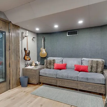 Holiday home Ivy Hall - Great Location! Nashville