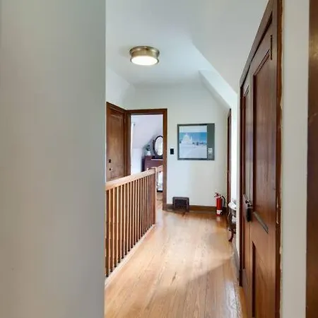 Ivy Hall - Great Location! Nashville