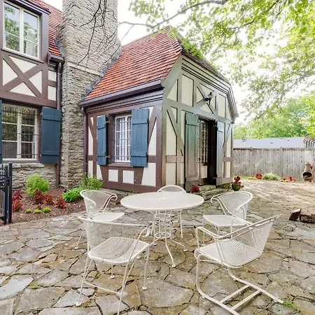 Ivy Hall - Great Location! Nashville