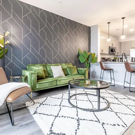 Spacious City Center Apartment! Free Parking, Pet-friendly, High-speed Wi-fi! Apartment Nashville