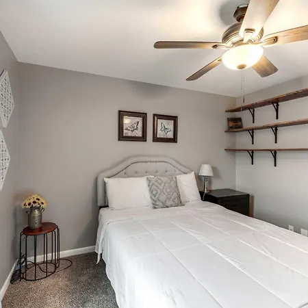 Spacious Getaway About 14 Mi To Music Row! Holiday home Nashville