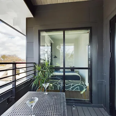 Foxscape - 6 Homes In 12 South - Private Balconies Holiday home Nashville