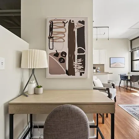 Landing At The Stahlman - 1 Bedroom In Downtown Apartment *