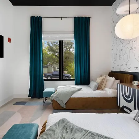 Kays Hideaway - Brand New & Beautifully Designed
