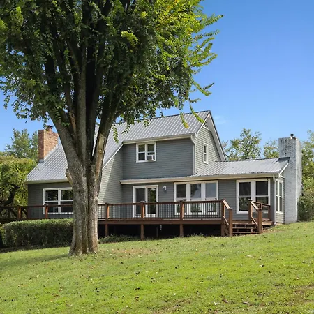 Holiday home Huge Family Wildlife Retreat Close To The Nashville