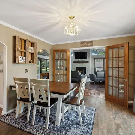 Holiday home Huge Family Wildlife Retreat Close To The