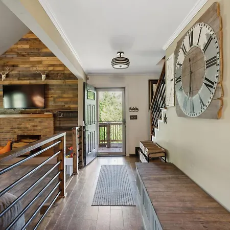 Holiday home Huge Family Wildlife Retreat Close To The *