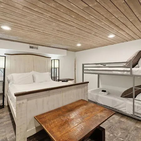 Huge Family Wildlife Retreat Close To The Holiday home Nashville