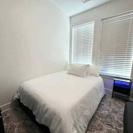 Elegance * Nashville