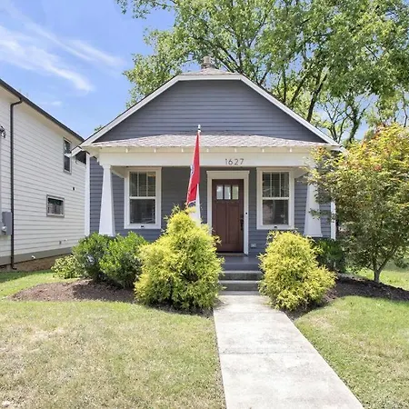 Holiday home Private House Downtown - Near Broadway! *