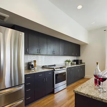 Fox Hollow - 2 New Homes - Downtown Views Holiday home