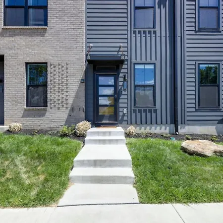 Holiday home Perfect Pregame Rooftop Close To Broadway