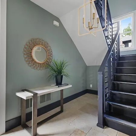Holiday home The Rambler - Sparkling Pool & Steps To 12 South *