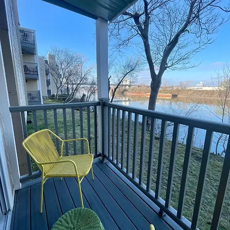 750 First Avenue North Apartment Nashville