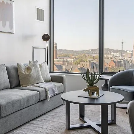 Landing At 2010 West End - 2 Bedrooms In Midtown * Nashville